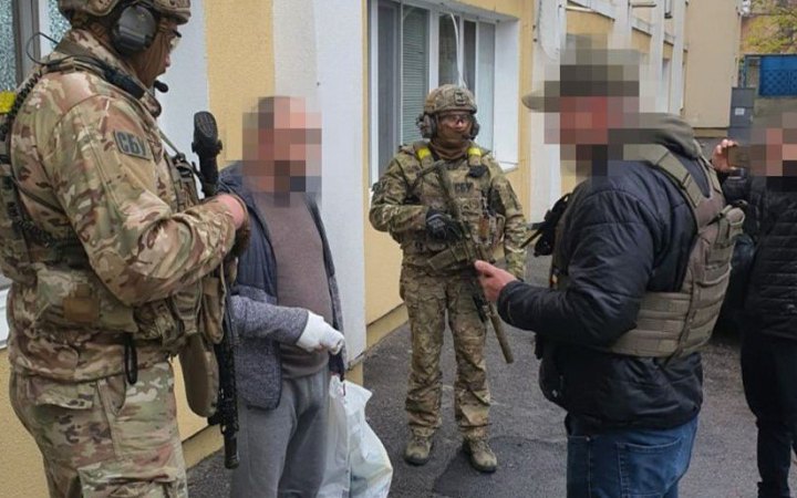 Правоохоронці у Херсоні затримали працівника російського “Промсвязьбанку”