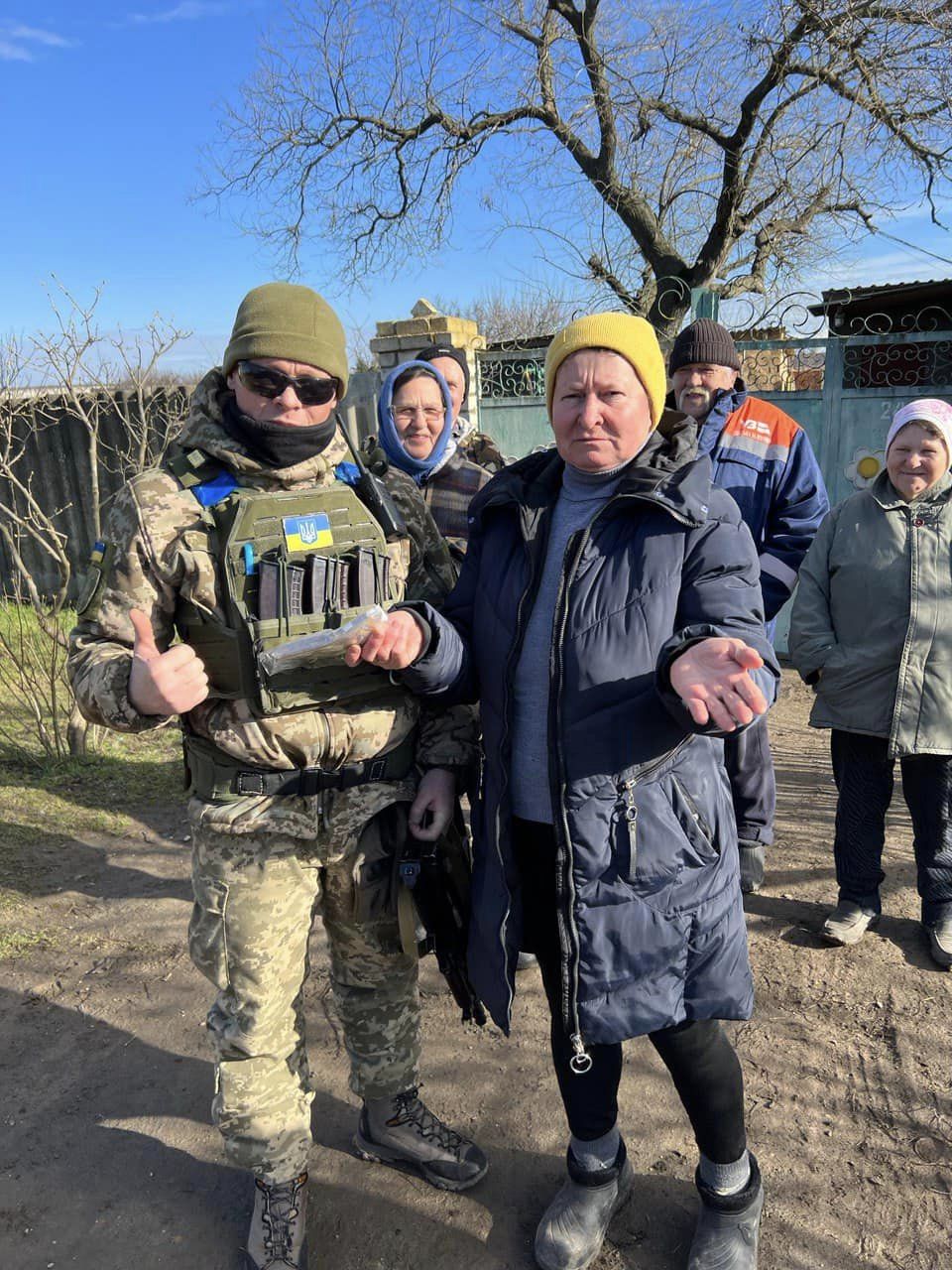Пенсіонери з невеличкого села Клапая зібрали 20 тисяч гривень для ЗСУ