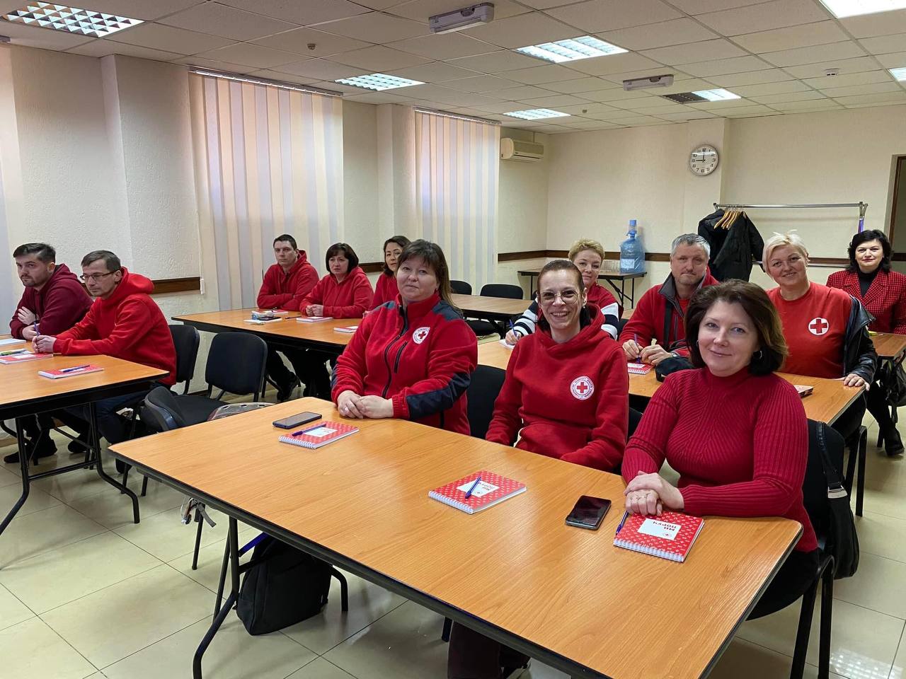 Червоний Хрест Херсонщини з 17 квітня розпочне роздачу продуктових сертифікатів особам 65+