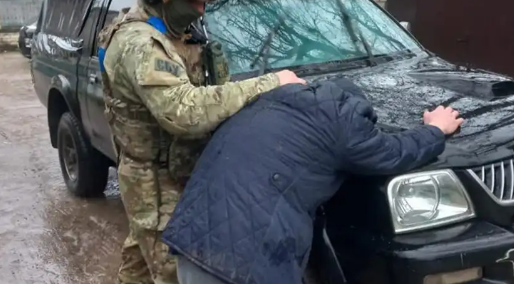 У Херсоні затримали колаборанта: скільки ще таких осіб залишається у місті