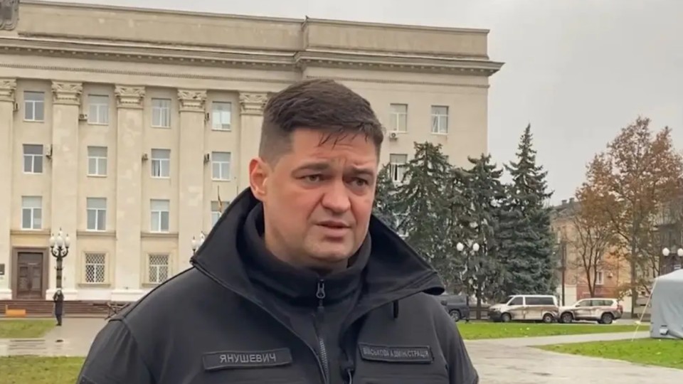 Усе, що заробив за пів року в Херсоні: колишній очільник ХОВА віддав зарплату на потреби дитячої лікарні