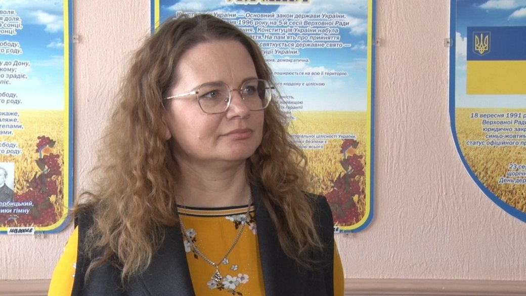 «Мені довелося спалити військову форму чоловіка». Історія директорки Тавричанської школи