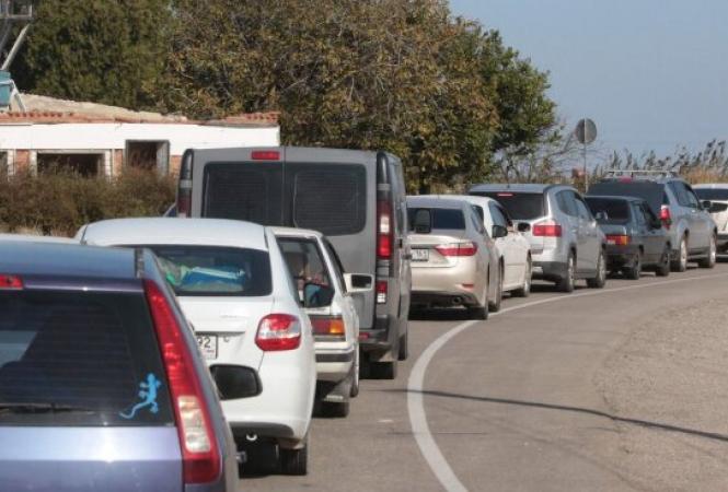 Без Кримського мосту росіяни отримали шанс побачити зруйновані ними ж регіони України