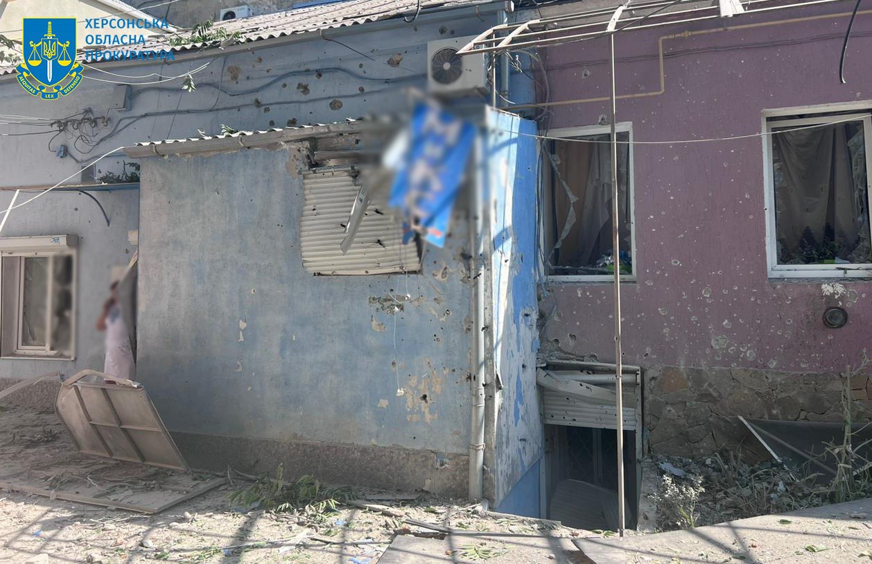 Окупанти обстріляли Херсон: є постраждалі, серед яких дитина