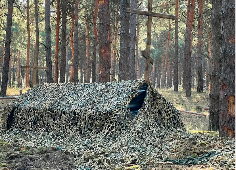 Окупанти на лівобережжі Херсонщини «закопують» свої церкви