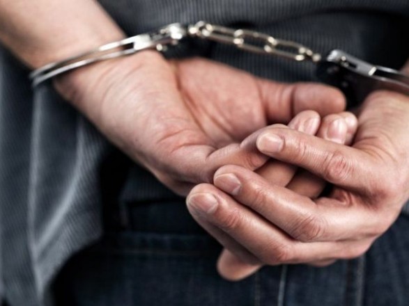 За розбещення та зберігання дитячої порнографії житель Миколаївщини сяде за ґрати
