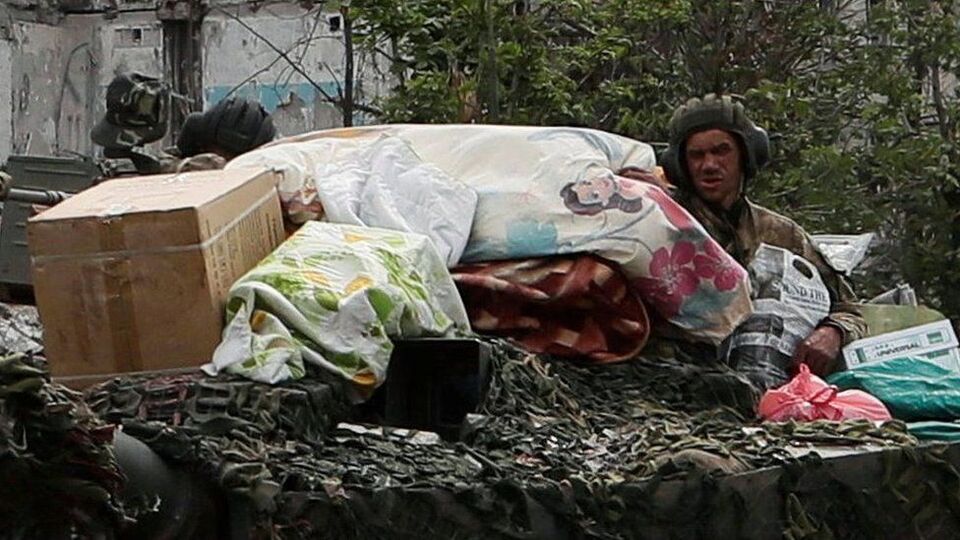 Шукають покинутий транспорт: на Херсонщині окупанти продовжують грабувати населення