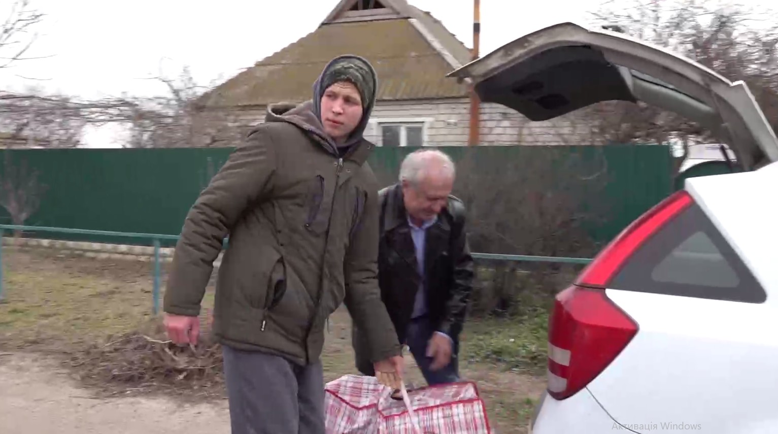 Замість онука – пакет з гуманітаркою: окупанти переселили школяра з Генічеського району на Камчатку