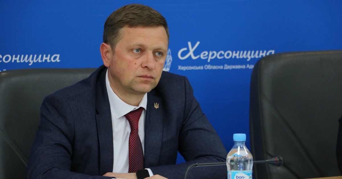 Майже 2 млн гривень річної зарплати та виплати ВПО – декларації подружжя херсонських чиновників