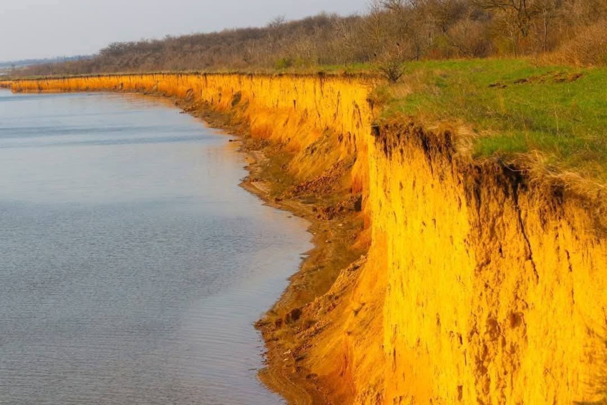 Науковець розповів, як хвилі руйнують узбережжя Тузлівських лиманів на Одещині