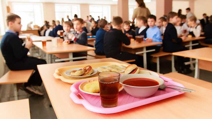 Не лише початкові класи: від 1 вересня усі школярі Херсонщини, Миколаївщини та Одещини харчуватимуться безкоштовно