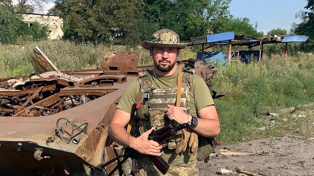 Учитель з Херсона став офіцером ЗСУ: історія військового з позивним Фізик