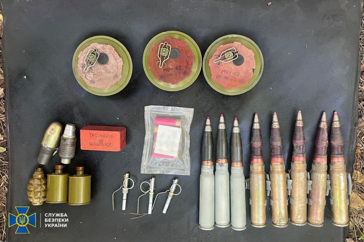 Жителя Бериславщини підозрюють у незаконному поводженні зі зброєю