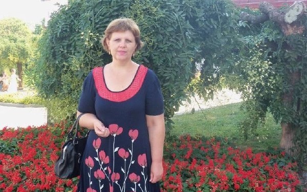 Очолила захоплену ворогом гімназію: жительку Білозерської громади підозрюють у колабораціонізмі