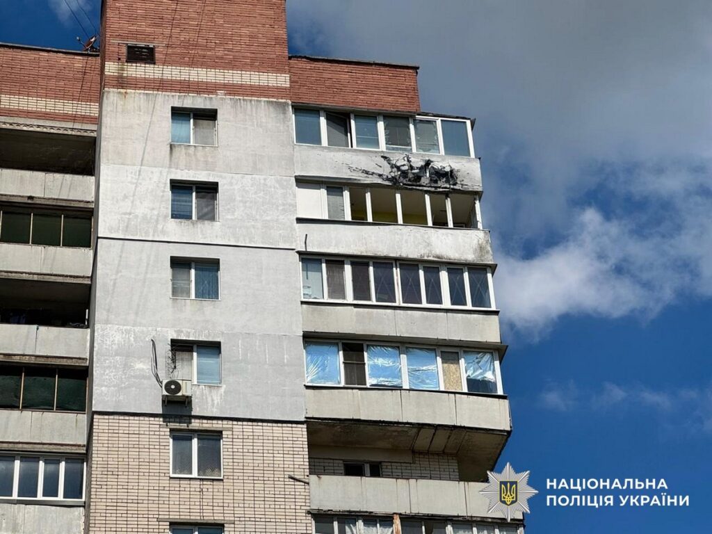 обстріл будинку