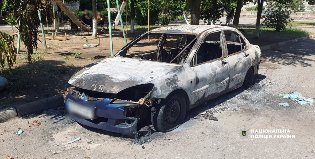 Пошкоджено 23 будинки та 14 авто: поліція – про наслідки ворожих ударів по Херсонщині