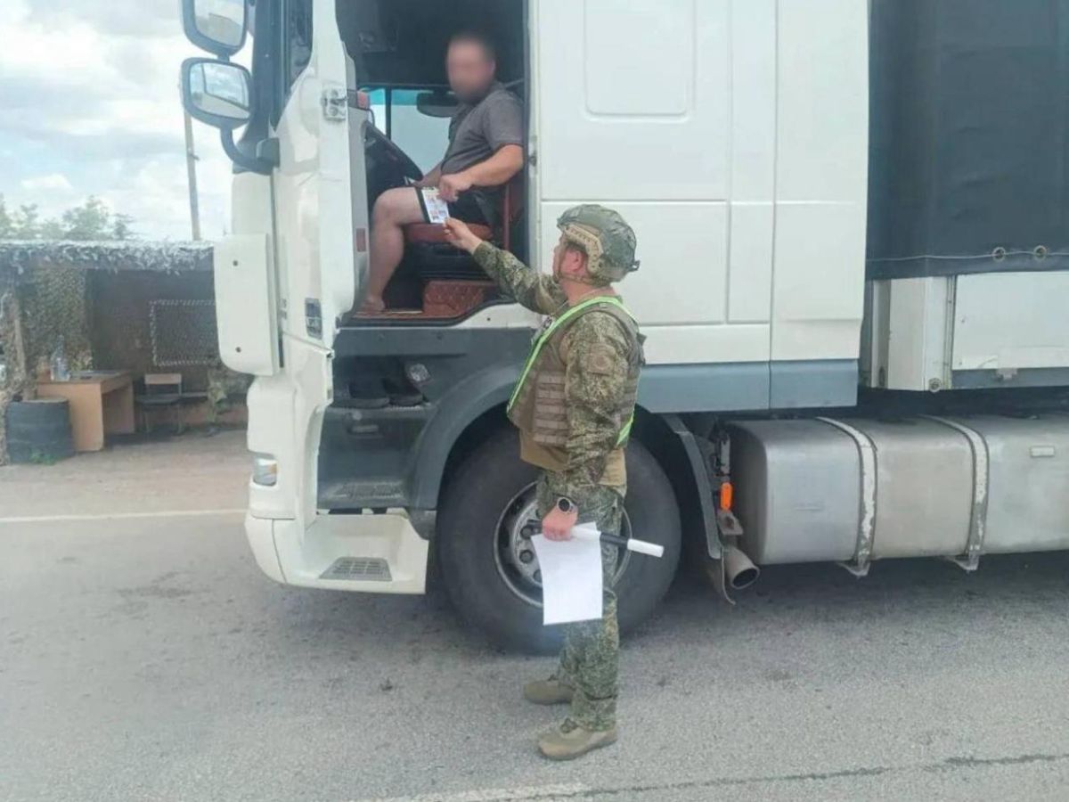На ТОТ Херсонщини водіїв почали готувати до атак безпілотників