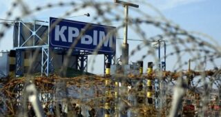У Криму окупанти екстрено закривають дитячі табори та розвертають автобуси з дітьми