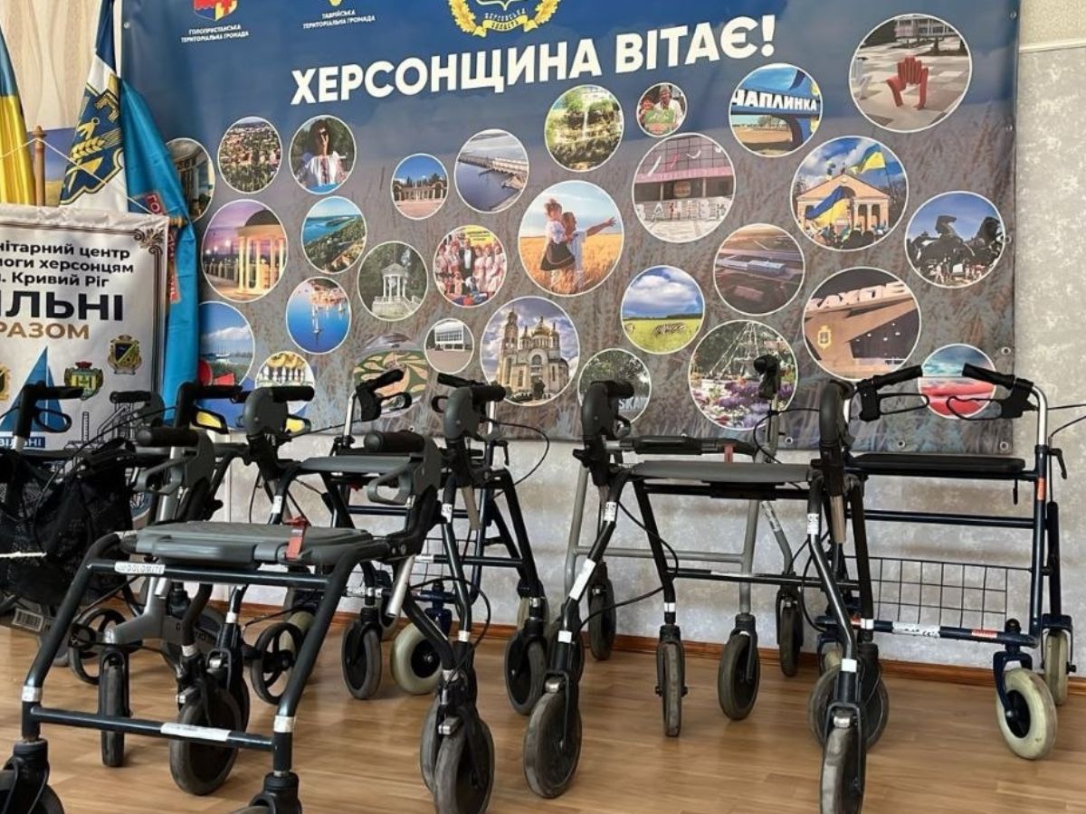 У Кривому Розі переселенцям з Херсонщини видали дитяче харчування та засоби реабілітації