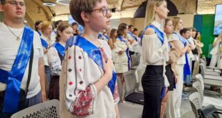 У Херсонській громаді цього року закінчили школу з відзнаками 70 випускників
