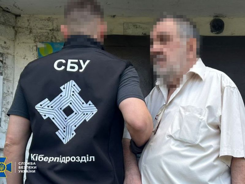 У Херсоні затримали іноземця, який наводив ворожі удари по позиціях ЗСУ в місті