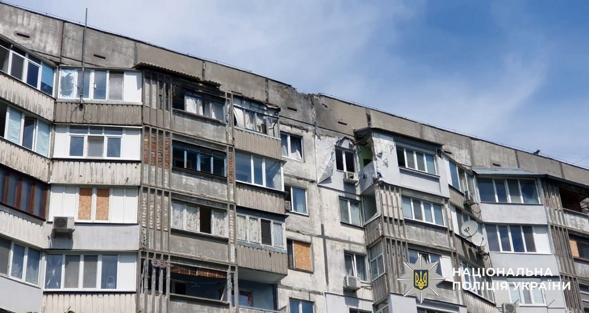 Удари по критичній інфраструктурі та житловому фонду: наслідки російських атак на Херсонщині (фото)