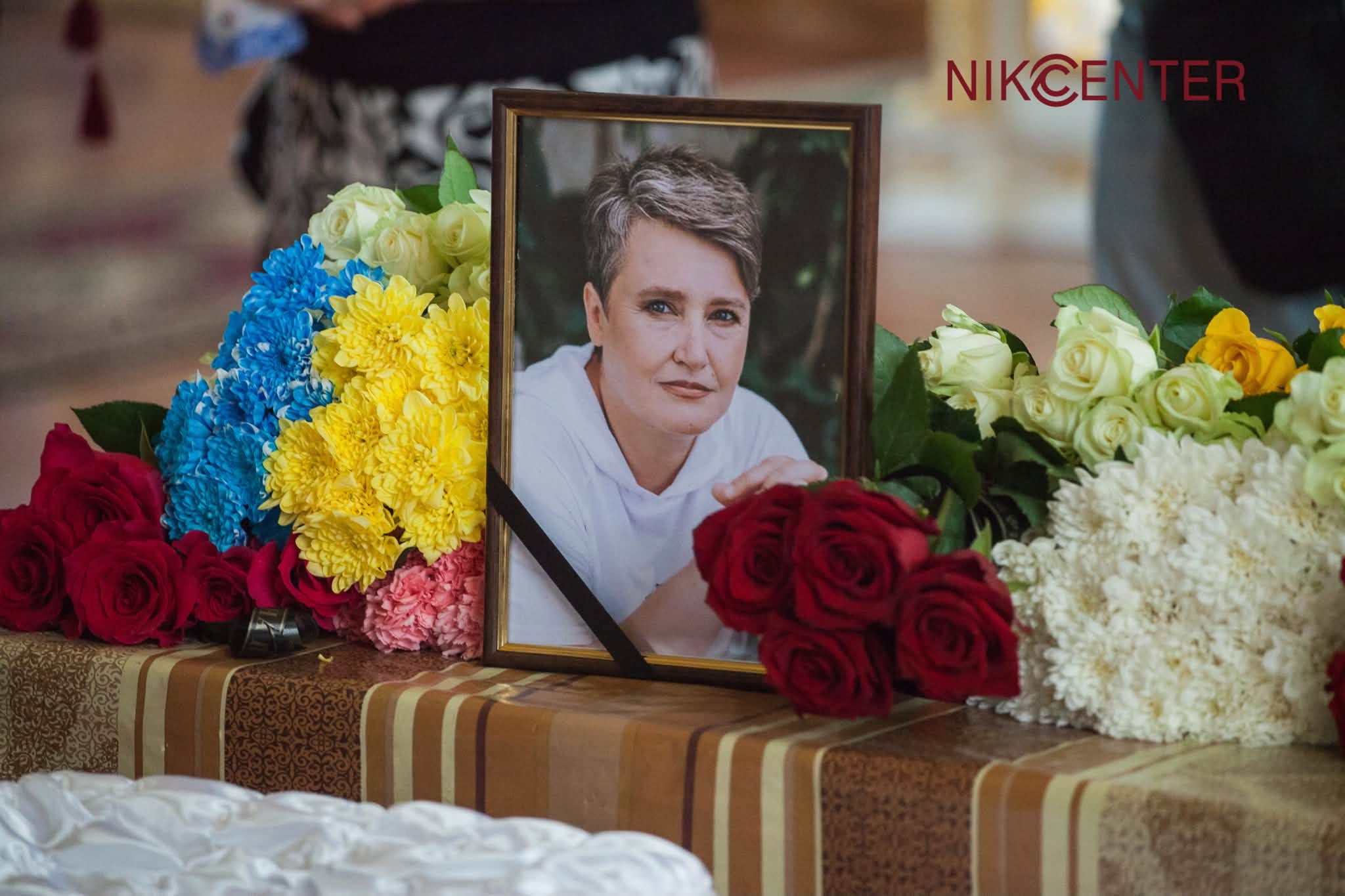 Вивозила людей з окупації та пережила полон: в Одесі попрощалися з херсонською волонтеркою Оленою Тарасенко