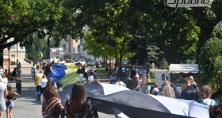 100-метрові прапори та портрети полонених і зниклих безвісти: в Одесі відбулася символічна хода (фото)