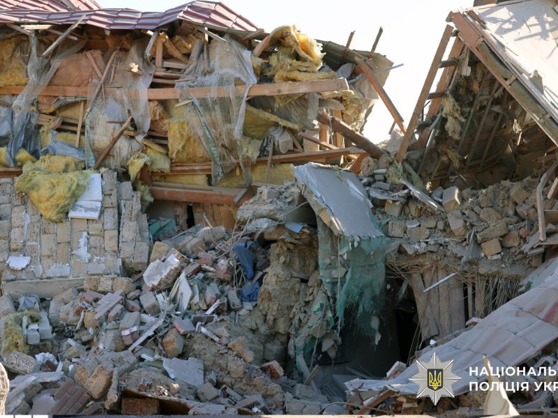 Поліція показала наслідки російських ударів по Херсонщині за добу