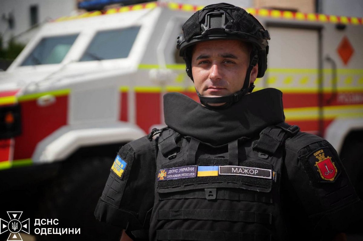 Розміновував деокуповану Херсонщину: історія одеського рятувальника, який змінив професію моряка на сапера