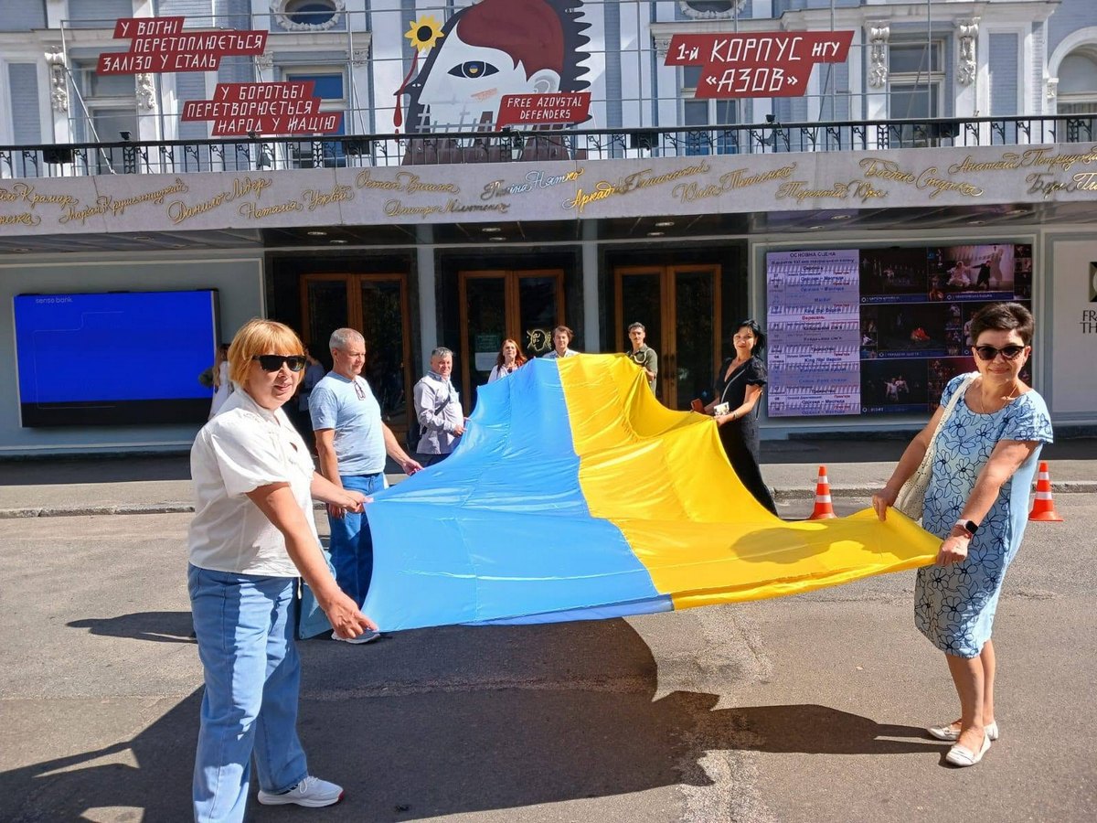 Особливий подарунок для Херсона до Дня Державного Прапора та Дня Незалежності України