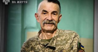 «Тоді я відчув, наскільки тонкою буває межа між життям і смертю»: медик – про один із перших бойових виїздів на Херсонщині