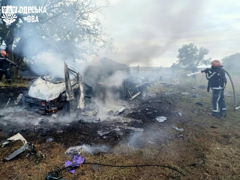 Російський дрон атакував автомобіль енергетиків на Одещині