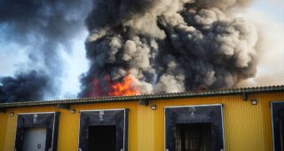 Майже добу Росія тероризує Миколаївщину: ще двоє людей загинули, серед поранених – діти