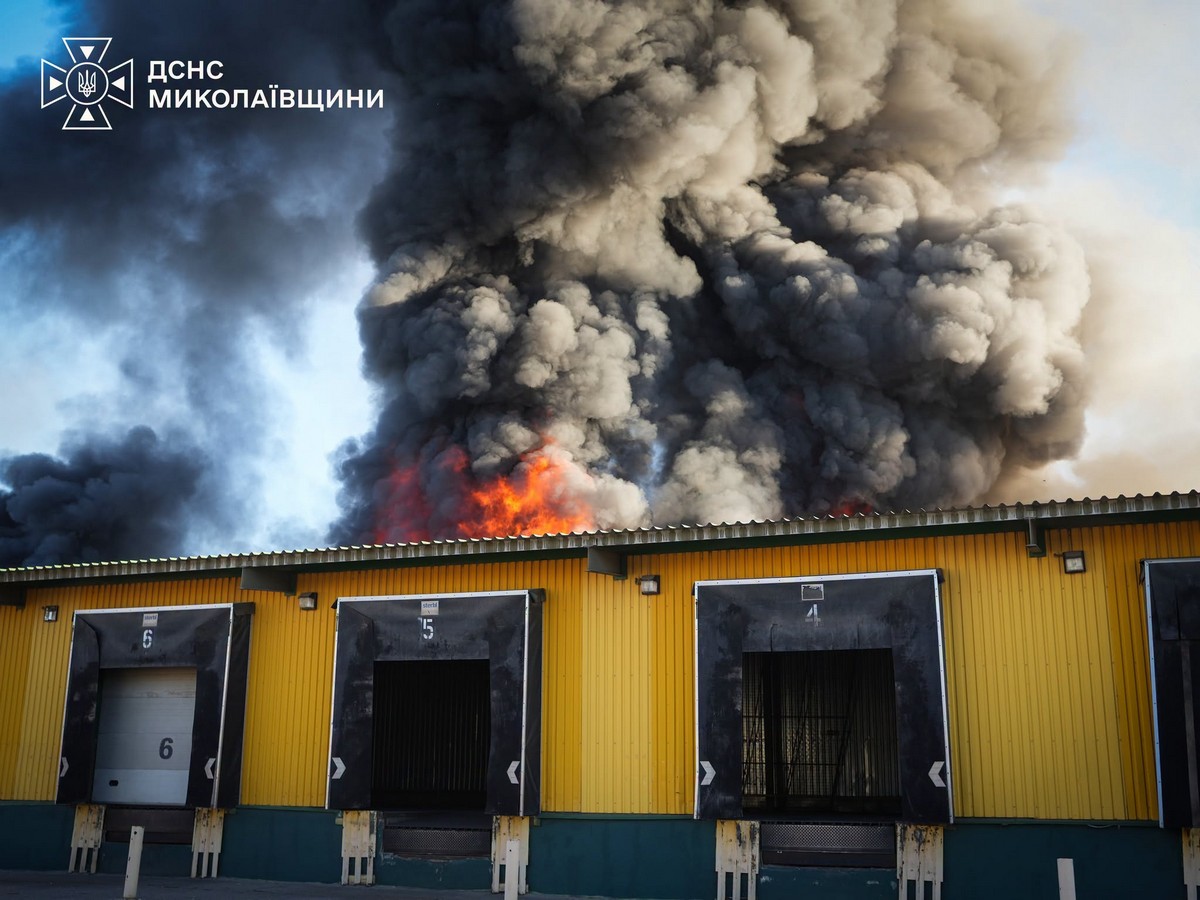 Майже добу Росія тероризує Миколаївщину: ще двоє людей загинули, серед поранених – діти