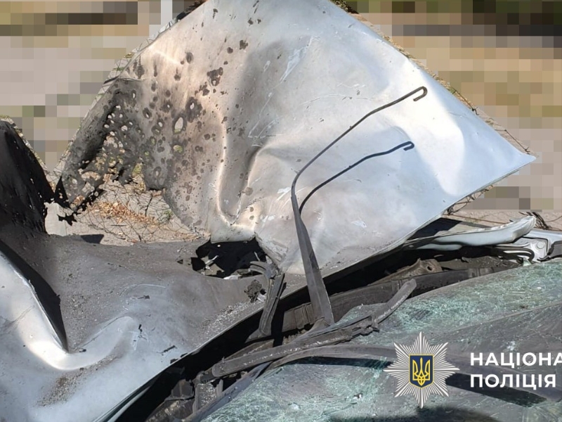 Атаки на Херсонщину: дрони били по людях, рятувальниках і поліції