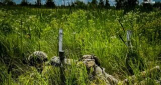 Ворог використовує територію колишнього Каховського водосховища, щоб підібратися до Запоріжжя