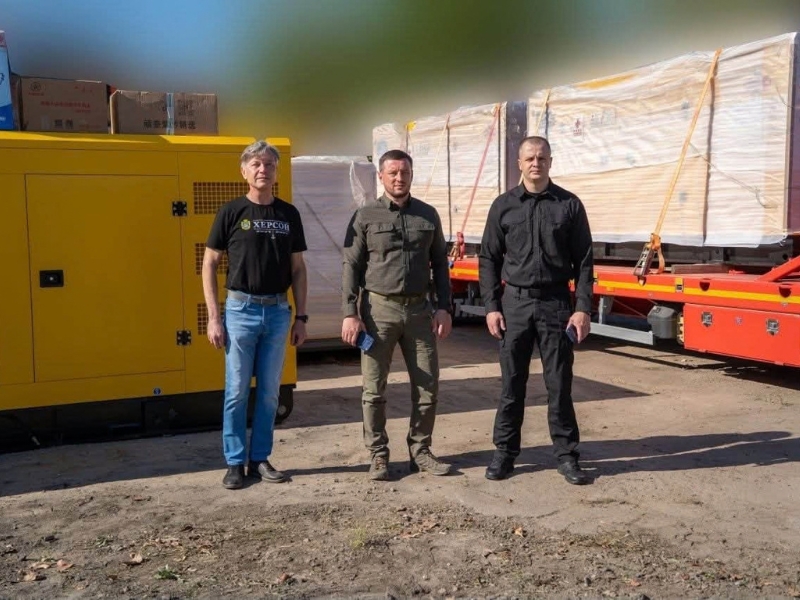 Херсон отримав 10 нових генераторів на випадок відключень світла