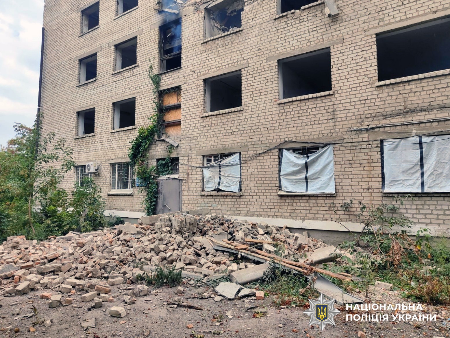 Внаслідок обстрілів на Херсонщині загинуло 2 людей, є поранені