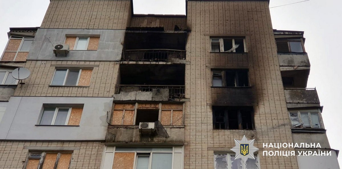 Пошкоджені будинки, школа та гуртожиток: наслідки обстрілів Херсонщини за добу (фото)