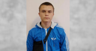 Служить на боці ворога, поки рідне місто гине від голоду в блокаді: історія юнака з Олешків