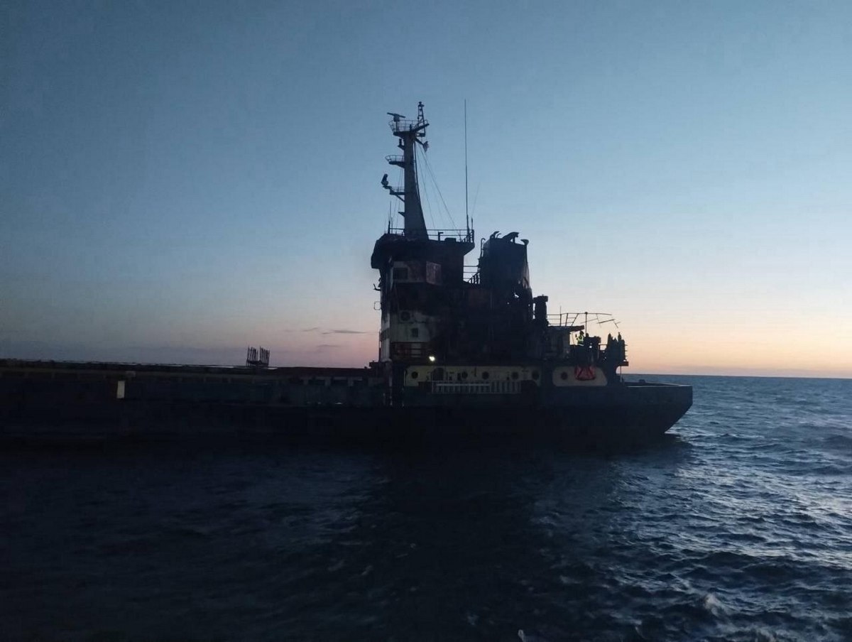Росія вчергове атакувала цивільне судно в Чорному морі – загинув капітан