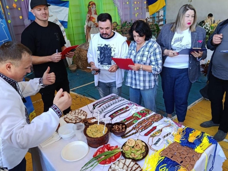 Вареники, куліш і квашений кавун: на Херсонщині провели гастрономічний конкурс