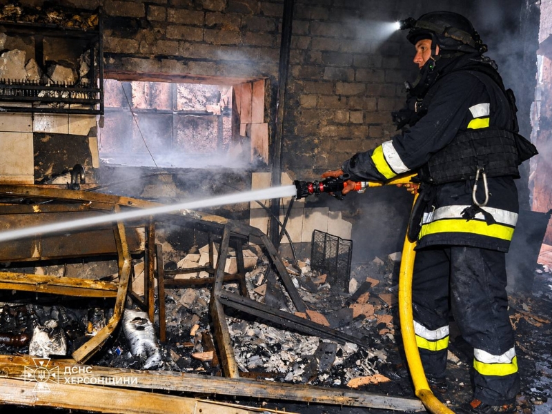 У Херсоні вночі горіло кафе: подробиці від ДСНС