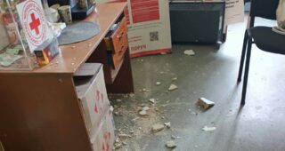 5 офісів Червоного Хреста в Херсонському районі зазнали руйнувань через ворожі атаки