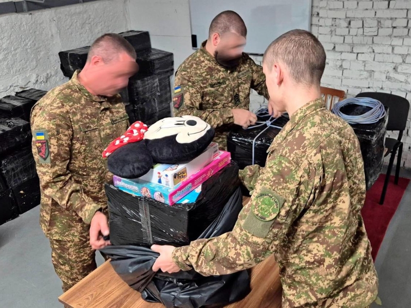 До окупованих Олешок дронами доставили понад 600 кг допомоги