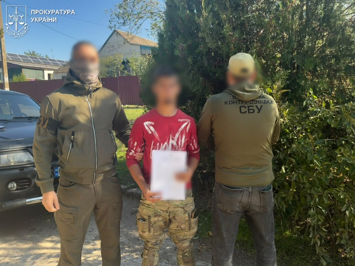 Знімав і викладав у соцмережах бойову роботу військових: на Миколаївщині затримали дизертира