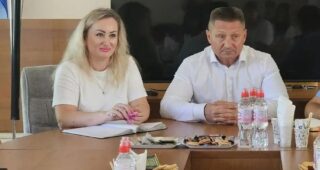 Працює в окупаційній владі, а її чоловік воює проти України: вирок ексдепутатці зі Скадовська